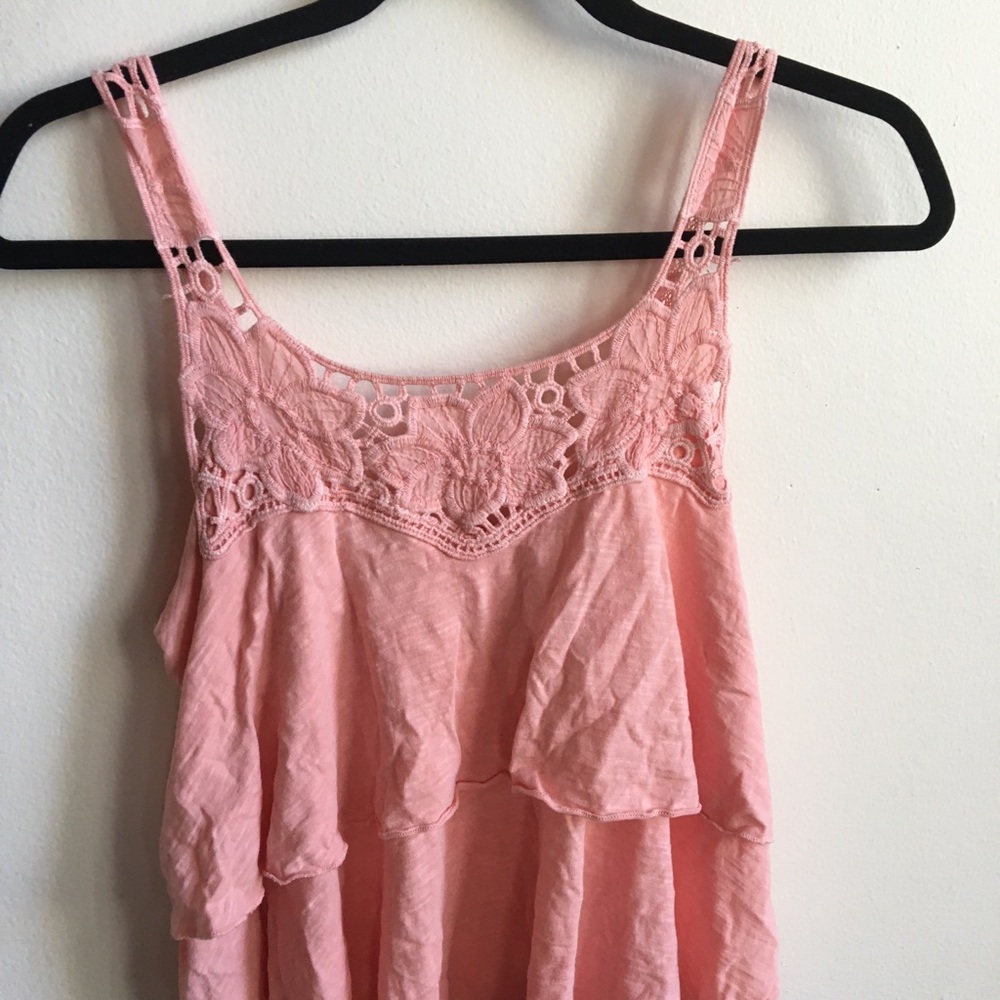 URBAN OUTFITTERS blush/coral pink top